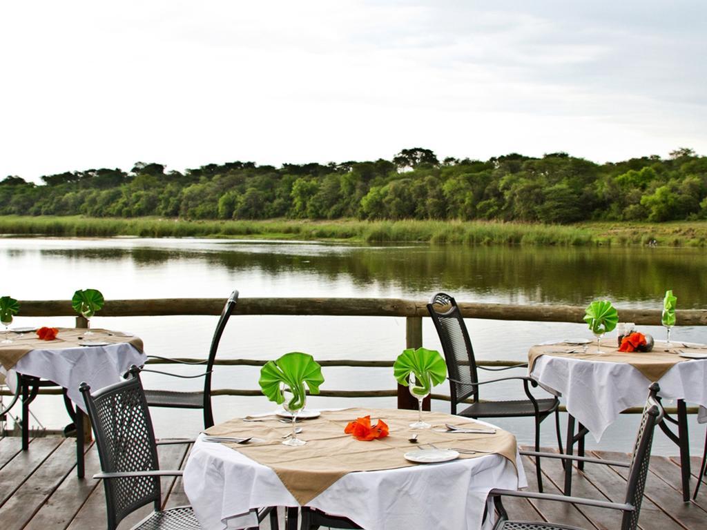 Gondwana Hakusembe River Lodge Рунду Экстерьер фото