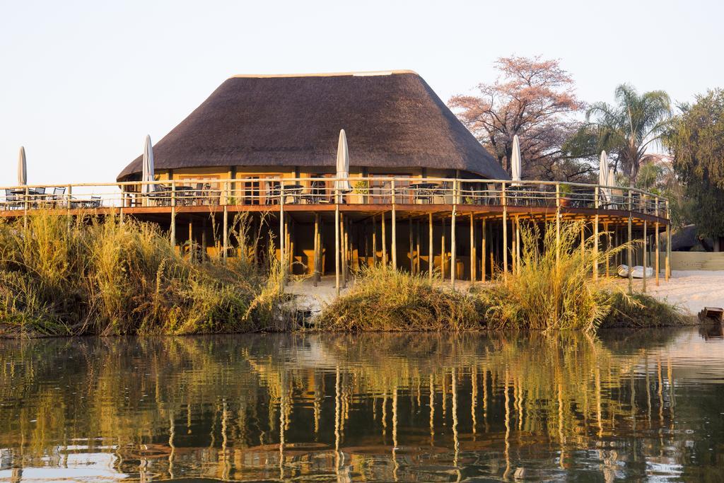 Gondwana Hakusembe River Lodge Рунду Экстерьер фото