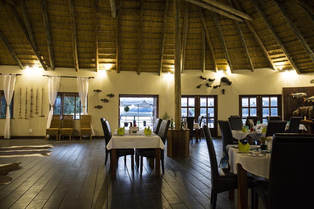 Gondwana Hakusembe River Lodge Рунду Экстерьер фото