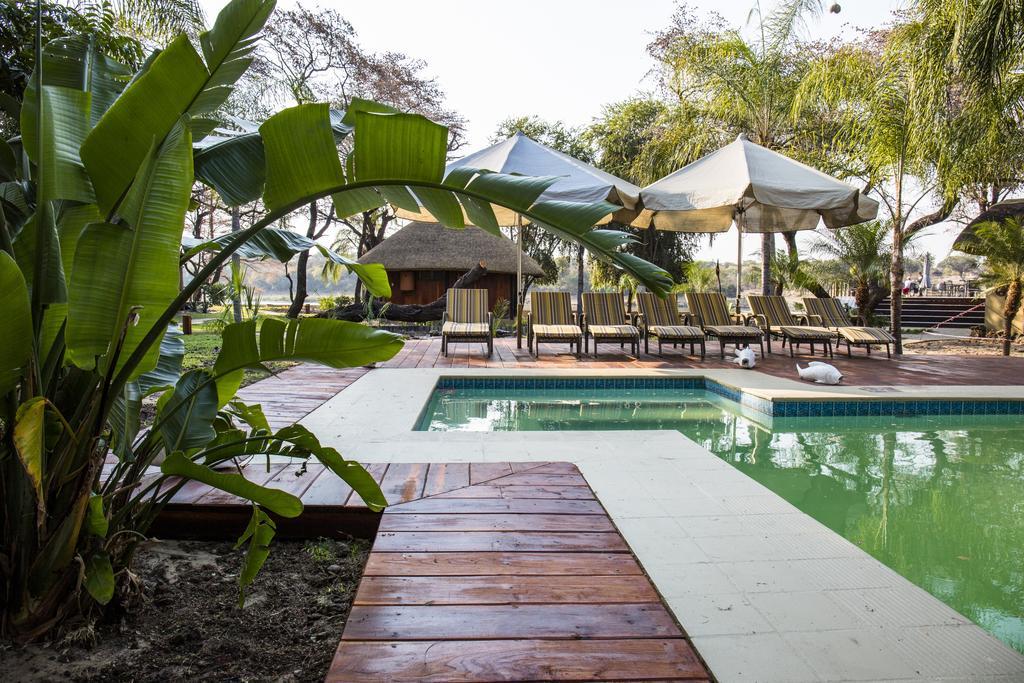 Gondwana Hakusembe River Lodge Рунду Экстерьер фото