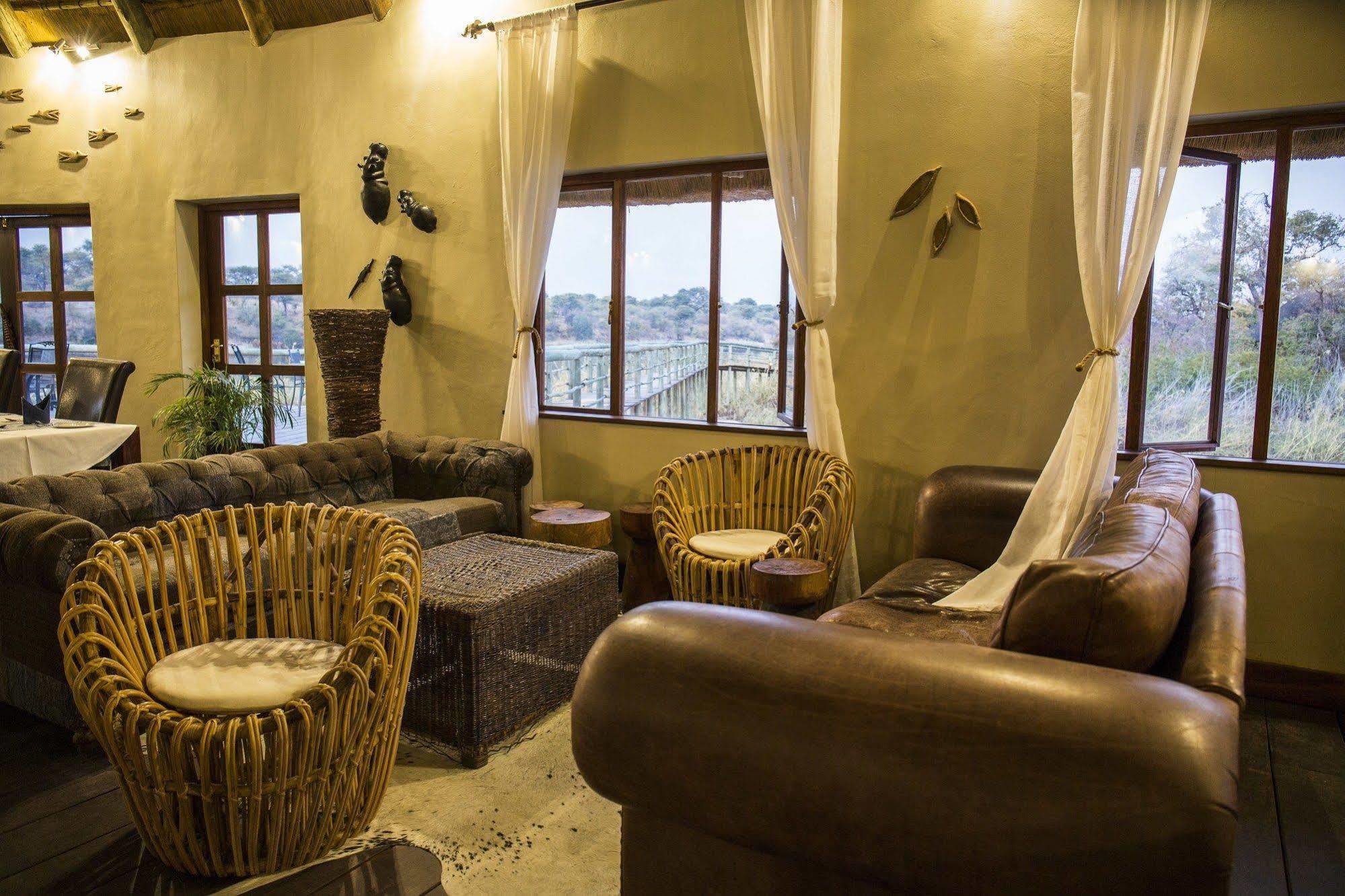 Gondwana Hakusembe River Lodge Рунду Экстерьер фото